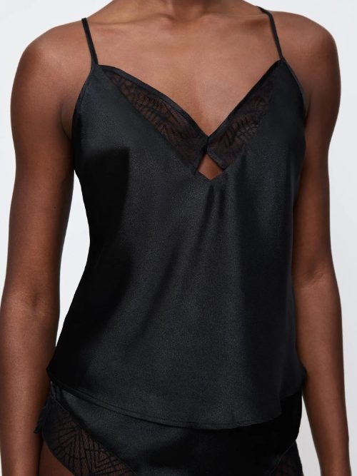 Triumph Body Make-Up T zwart shortama