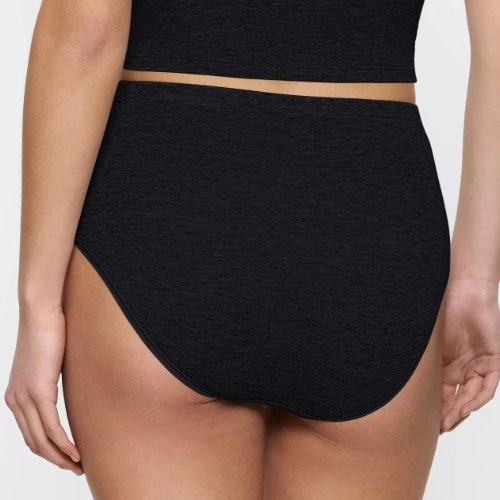 Triumph Beauty Layers zwart slip