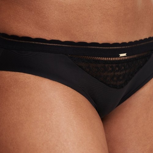Chantelle Monogram zwart slip