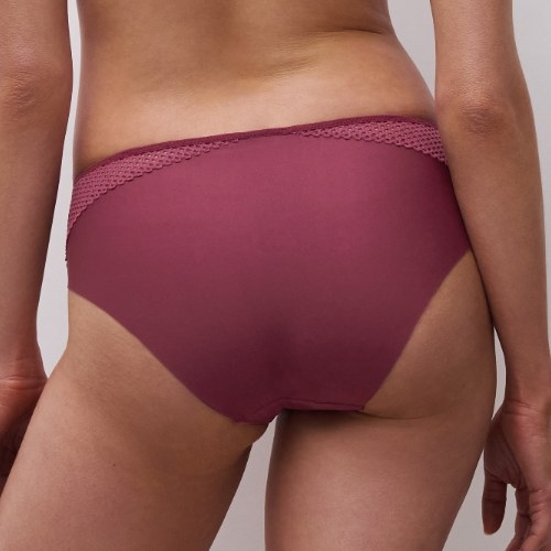 Chantelle Play aubergine short