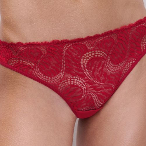 Chantelle Amor rood brazilian