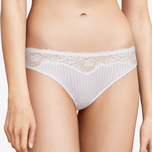 Chantelle Marilyn wit slip