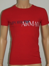 Armani Dura rood fashion